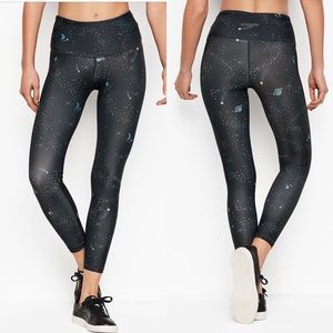 NWT Victoria's Secret 7/8 Tights Small High Waist